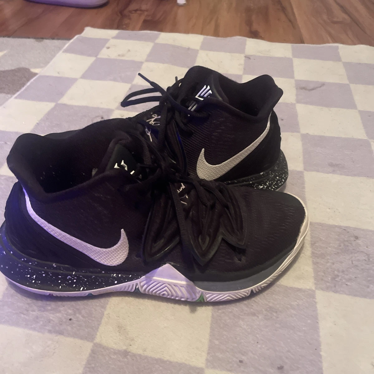Nike Kyrie 5 Men's Sneakers for Sale | Authenticity Guaranteed | eBay
