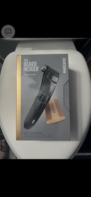 MANSCAPED  The Beard Hedger  Premium Men's Beard Trimmer, Facial Hair Grooming