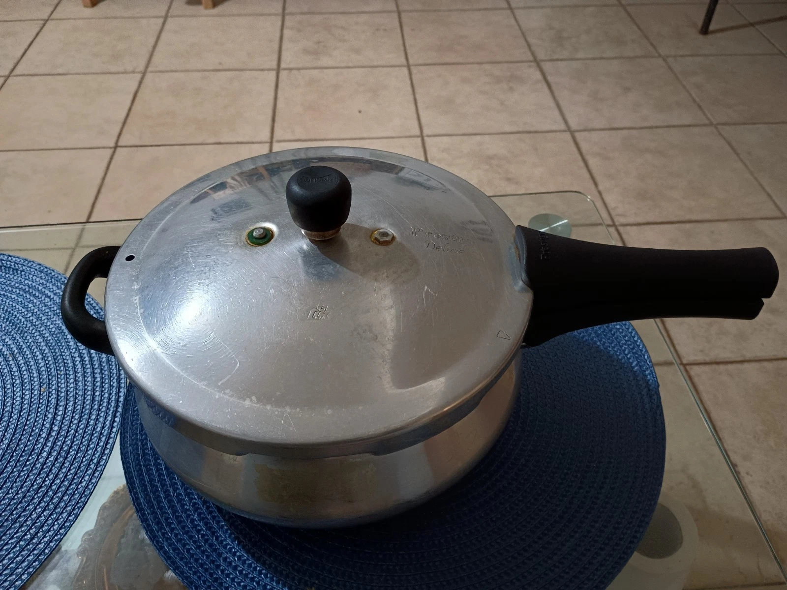 Prestige deluxe plus aluminium junior handi pressure cooker - 5L