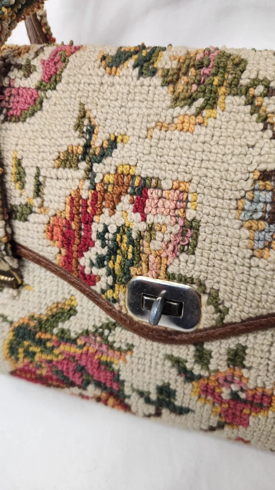 Vintage Tapestry Carpet Textile Purse Handbag Made In USA 12" - Image 3 of 4