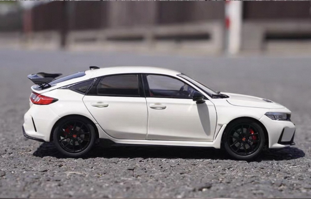 1/18 Scale Honda Civic Type-R FL5 2023 White Diecast Car