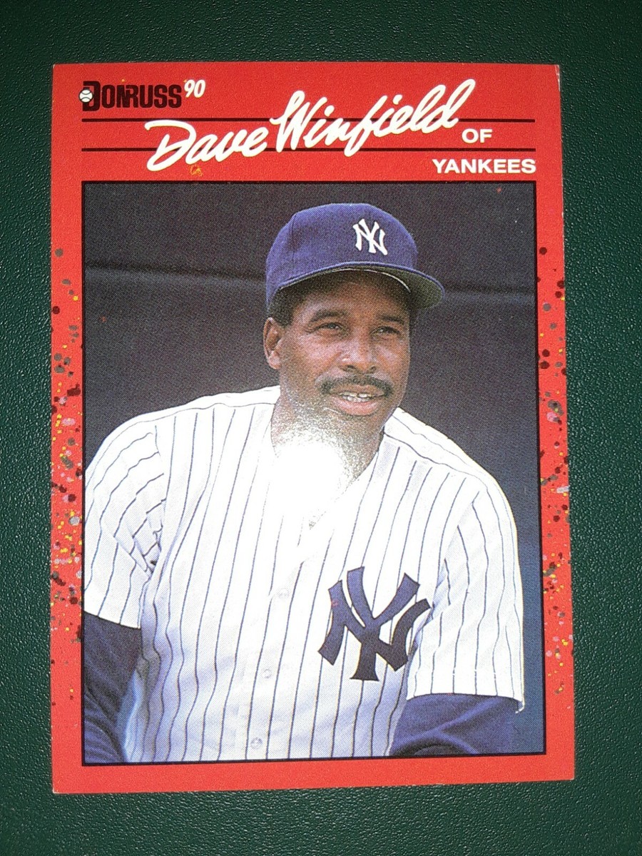 1990 Donruss card #551 - Dave Winfield - HoF - *ERROR* Baseball