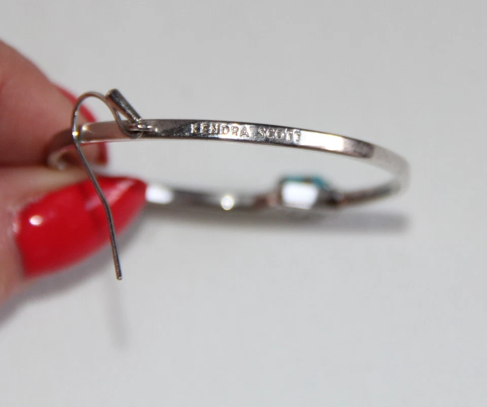 Pendientes de calcedonia Kendra Scott Elberta. Preciosa piedra preciosa de calcedonia azul aguamarina Foto 3 de 4