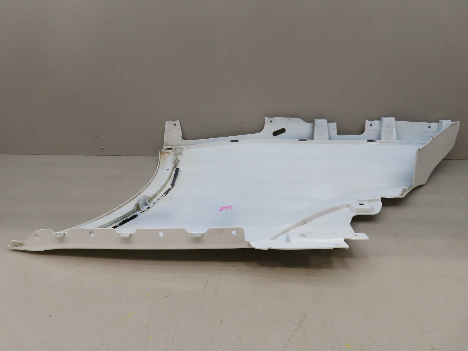 19-20 McLaren 600lt Right Passenger Lower Quarter Wing Cover Panel 13A5326CP OEM
