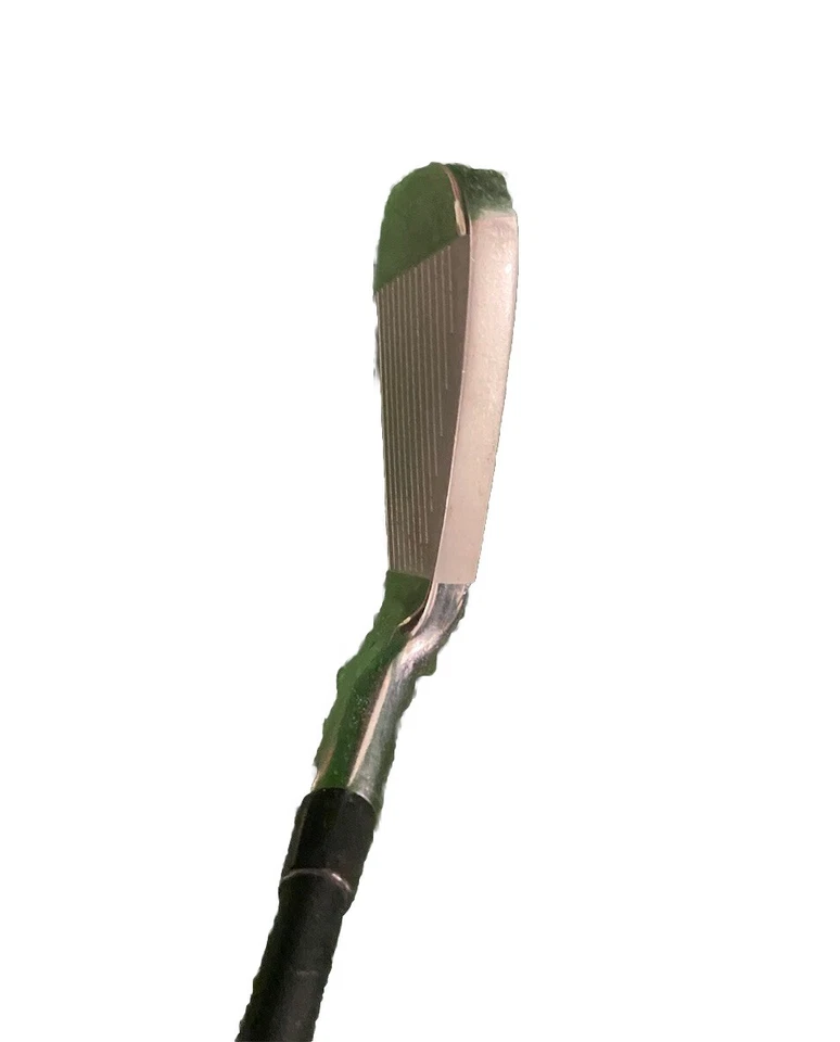 Tommy Armour Silver Scot TA-28 6 Iron Men's RH Senior Graphite 37.5" Nice Grip - Image 4 of 4