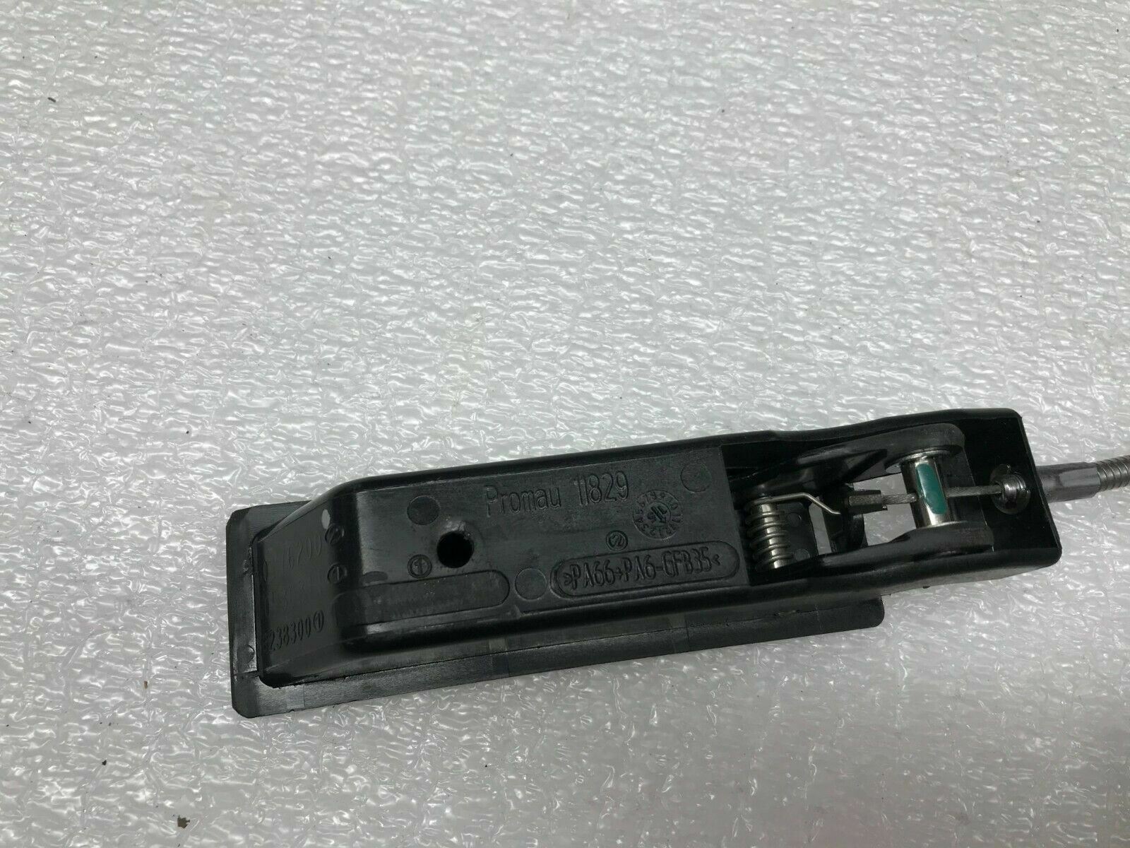 FERRARI 488 GTB REAR ENGINE LID OPENING RELEASE HANDLE WITH CABLE OEM 80176200