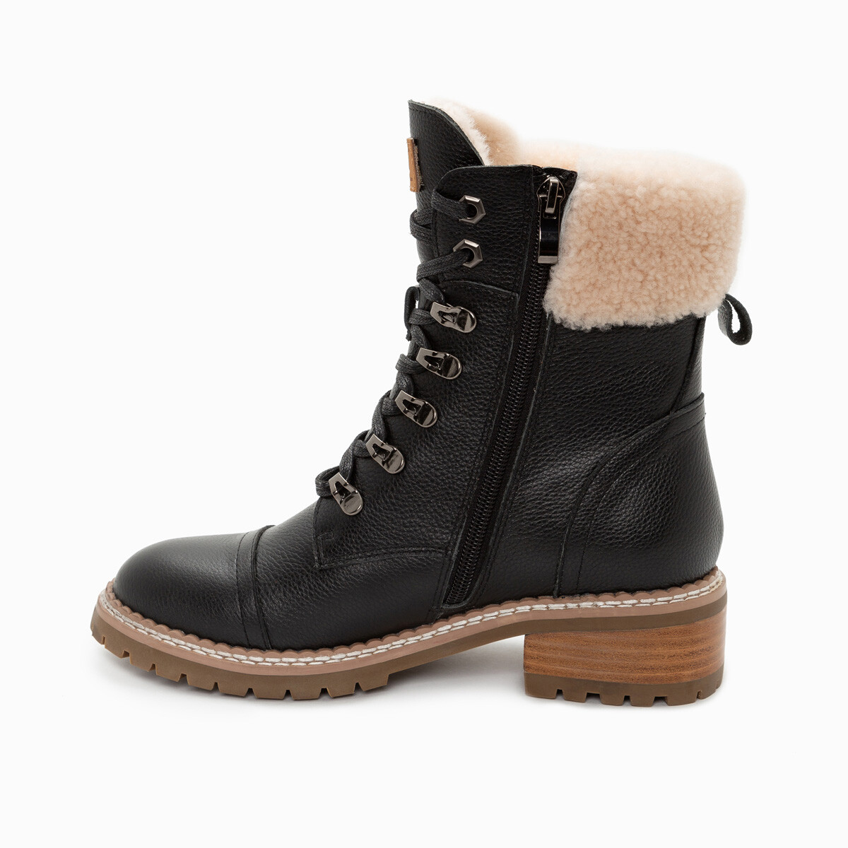 Ugg Lyric Ankle Zip Boots Brand New in Beige Tan and Black Colors Wool Lining — image 4