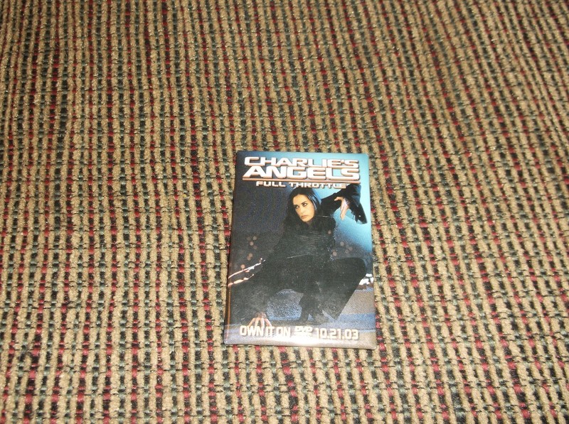 CHARLIE'S ANGELS FULL THROTTLE PROMOTIONAL MOVIE PIN LUCY LIU