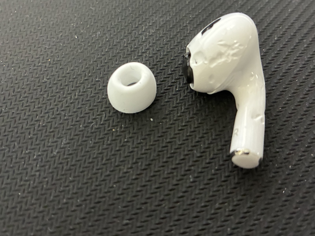 Original Apple AirPods Pro 2nd USB-C Replacement RIGHT ( A3047