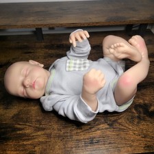 Reborn Doll Silicone Realistic Newborn Baby 16" Painted Detail Girl Boy Outfit