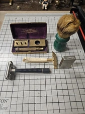 8 Vintage Shaving Safety Razor Lot Gillette, Schick,gem Razors