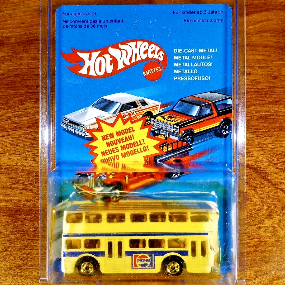 未開封Hot Wheels Double Deck Bus バス ダイキャスト