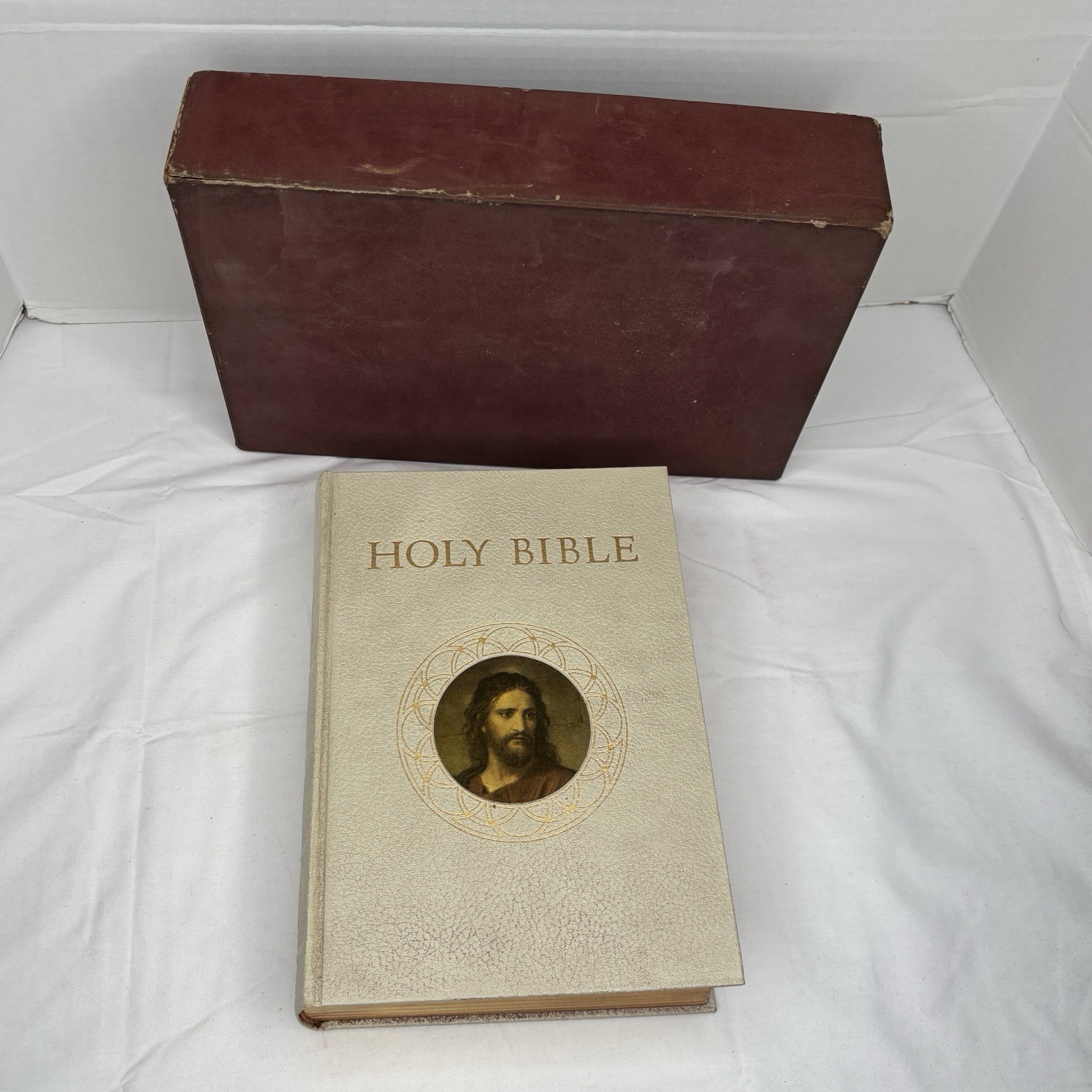 The Holy Bible Catholic Action Edition Illustrated 1953 Good Will Publishing HC