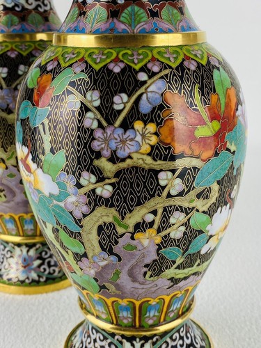 Vasi Cinesi Cloisonne Smalto Policromo Floreale XX Sec. Altezza 26cm - Foto 4 di 10
