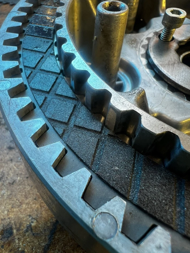 Conjunto completo de cesta de embreagem 2000-2001 Victory V92c - Imagem 4 de 4