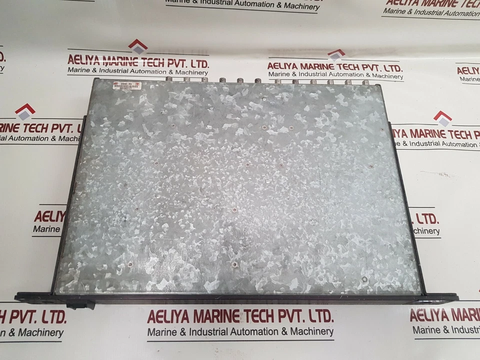 Shure ua845 uhf antenna distribution system ua845-ma - Image 4 of 4