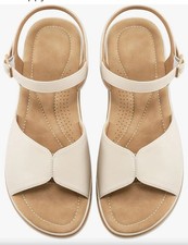 Women's Size 5 BEIGE Open Toe Flat Sandals Summer Vacation Walking