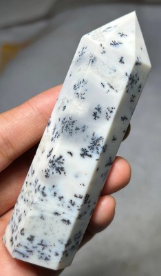 114g DENDRITIC OPAL Tower Point White Crystal Decoration Stone Collectors N838