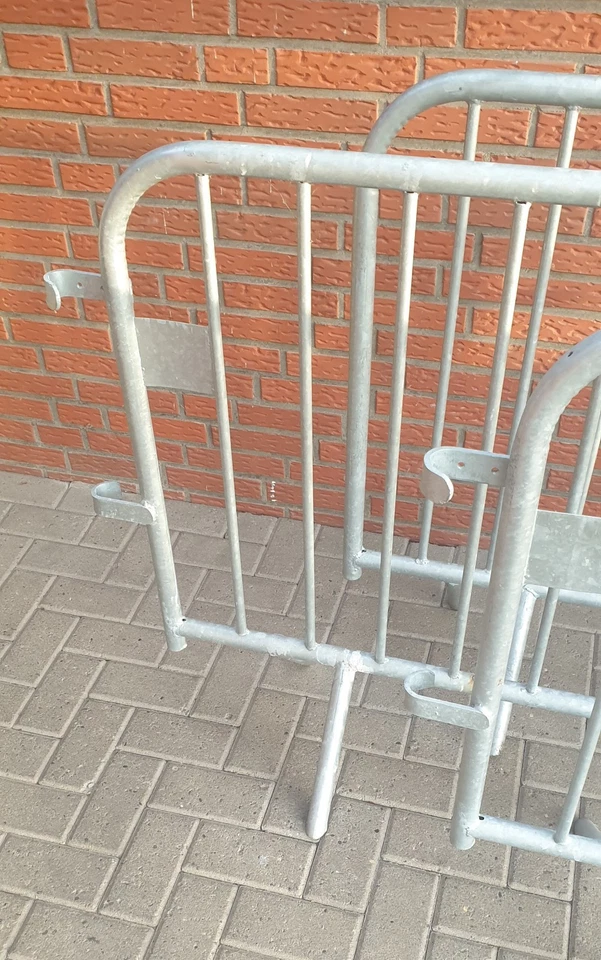 3X Absperrung Absperrgitter Demogitter Mobilzaun Absperrzaun - Bild 3 von 4