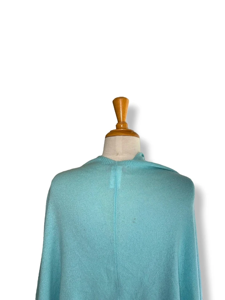Envoltura tejida de cachemir LILY PULITZER azul aguamarina talla única Foto 4 de 4