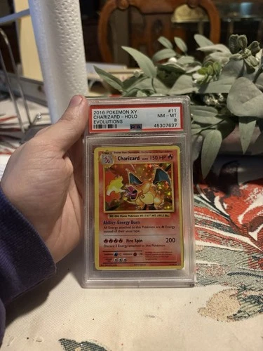 Pokémon TCG XY Evolutions Charizard 11/108 Holo Rare PSA 8