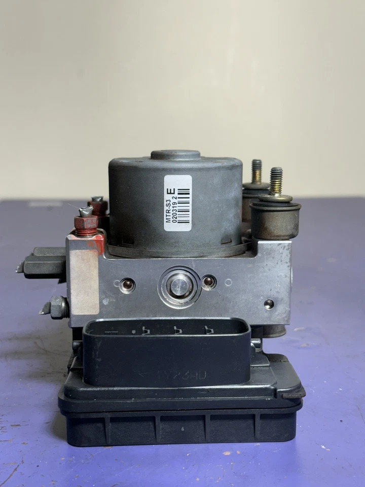 Conjunto bomba freno antibloqueo ABS Toyota Sienna 2002-2003 89541-08040 Foto 3 de 4