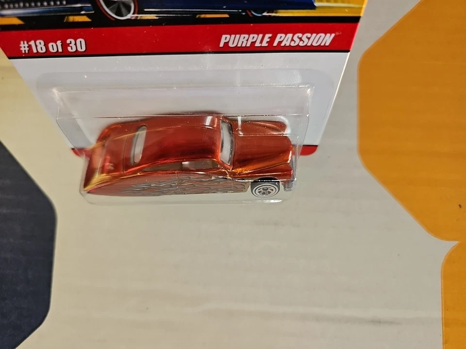 Hot Wheels Classics Series 3 - Purple Passion #18/30 - Spectraflame Orange - Image 2 of 4