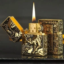 ZORRO Vintage Kerosene Lighter – Tiger Carving, Flint Wheel Metal Body, Gift Box
