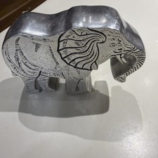 wilton columbia Elephant Figurine Made In USA Signed On Bottom By Mfg