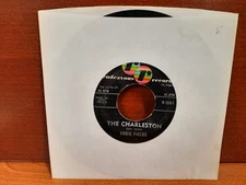 45 / Ernie Fields / 1961 / The Charleston / 12th Street Rag