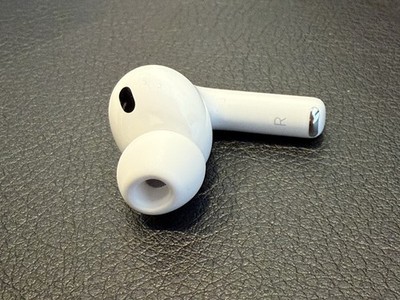 2025 Apple AirPods Pro 3 Original OEM Replacement Right Earbud
