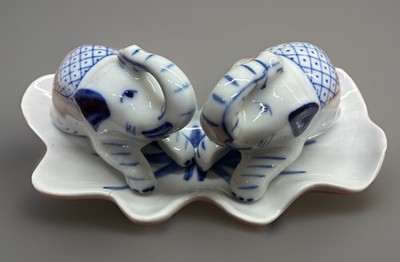 Elephant Salt Pepper Shakers With Plate Handcrafted Thailand Blue White Trunk Up