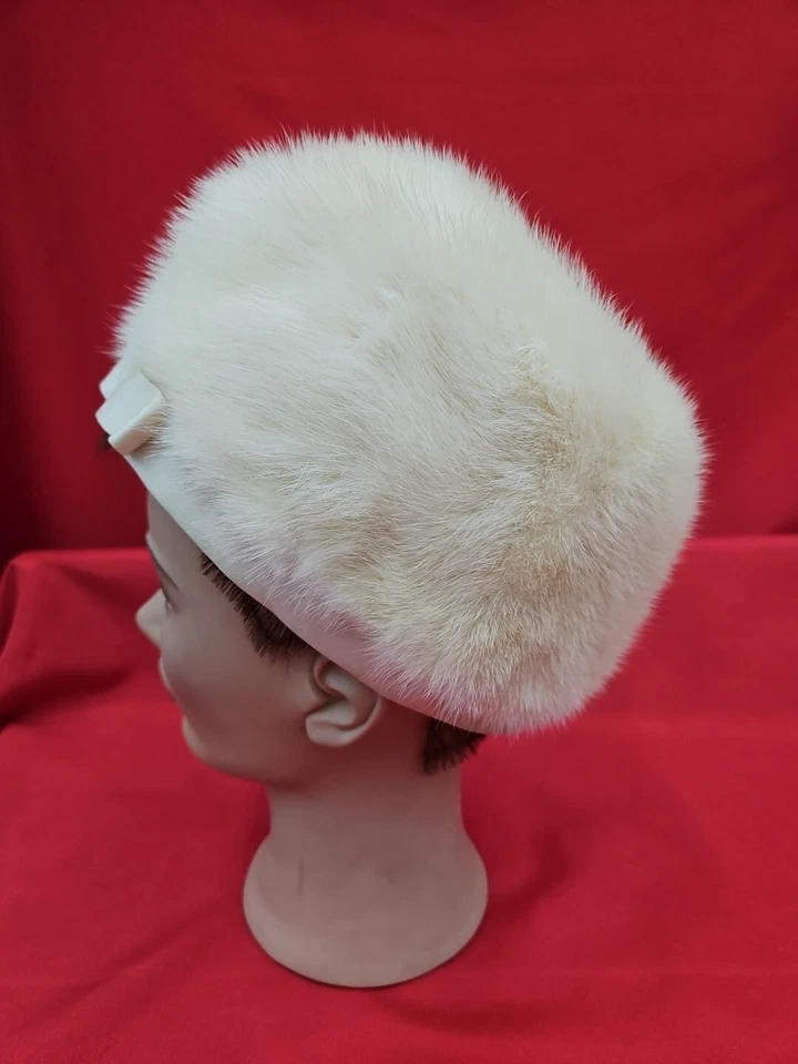 De colección Visón Plateado con Pies 1950-60 Piel Pastillero Sombrero Moda J.W. Robinson, CA ¡USADO EN EXCELENTE ESTADO! Foto 4 de 4
