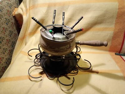Omas Altes Fondue - Retro - Vintage - Emaille  Topf - Mit Gabeln und Löffeln 