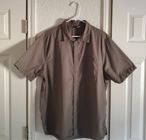 H\u0026M Divided Mens Short Sleeve Button Up 