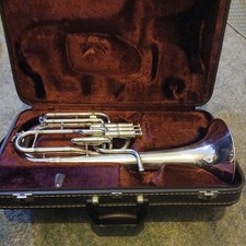 Besson Sovereign Tenor Horn Series 950-781053 with Mouthpiece & Case Vintage VGC