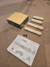 HO Scale WYSIWYG6 - Plastic Parts - suburban propan bus. - gebraucht