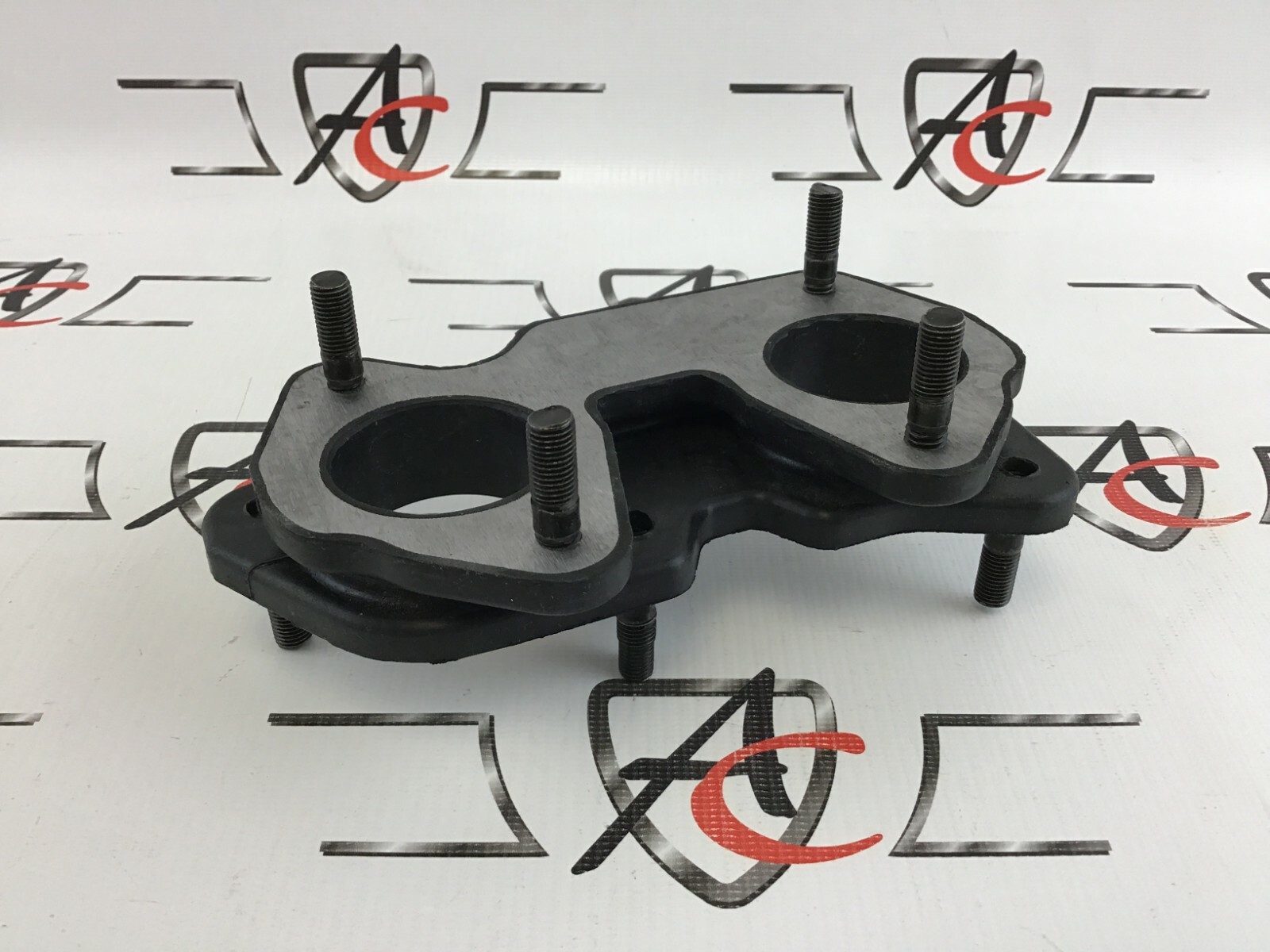 Carburetor Support 2-3 Alfa Romeo Giulia Bertone Spider Alfetta Ref 60521531