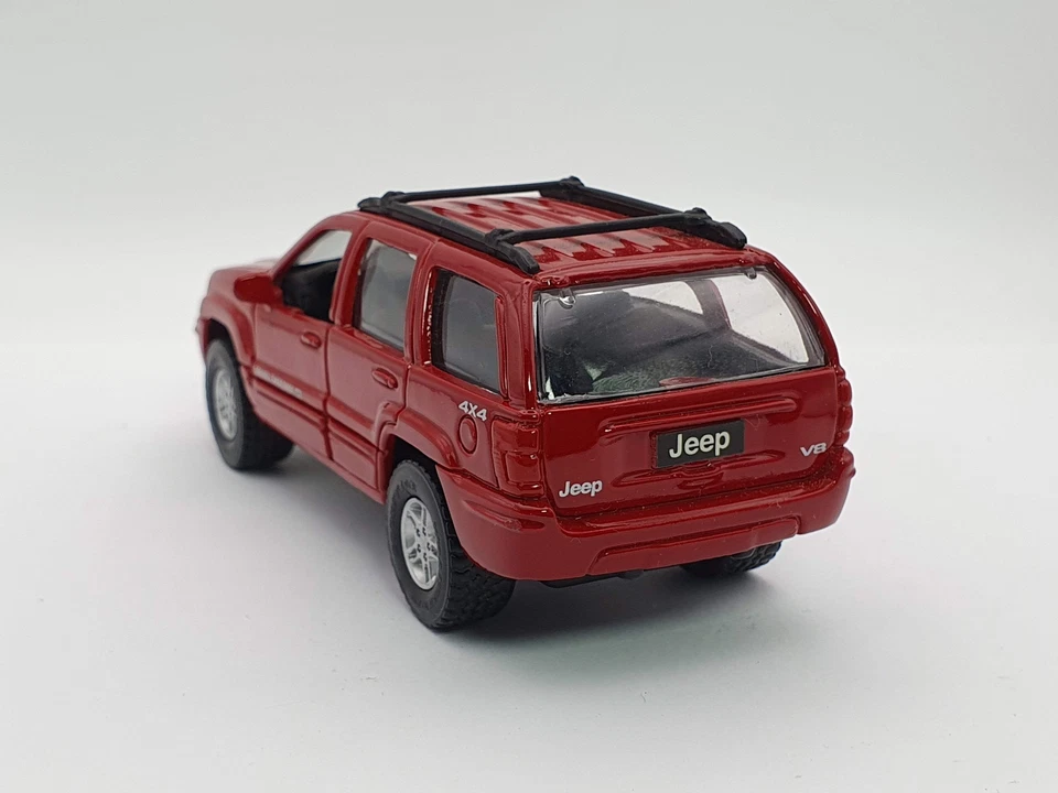 Jeep Grand Cherokee Maisto 1/43 Rosso - Immagine 2 di 4