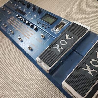 VOX ToneLab SE Vacuum Tube Multi-effector Twin Pedal Used
