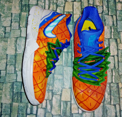 Size 7Y - Nike SpongeBob SquarePants x Kyrie 5 Pineapple House NEW