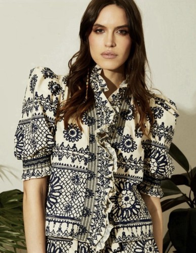 Love The Label Zuri Top Blouse Dagmar Ivory Sz S Ruffle Smocked Block Print Boho