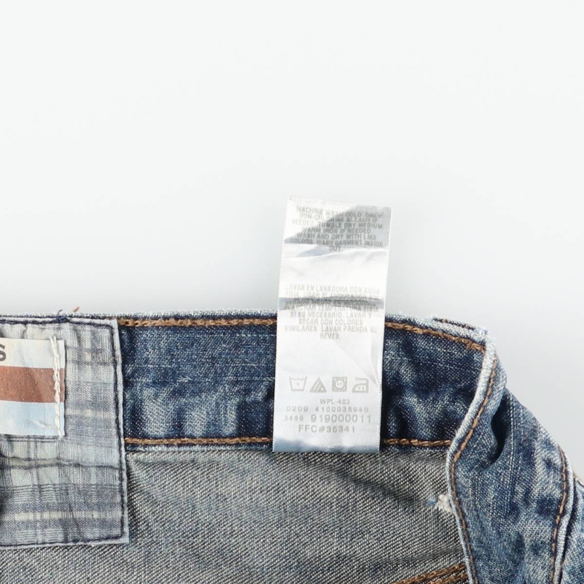 Used Levi's Signature by Levi Strauss & Co. Carpenter Denim Painter Shorts (... image 5