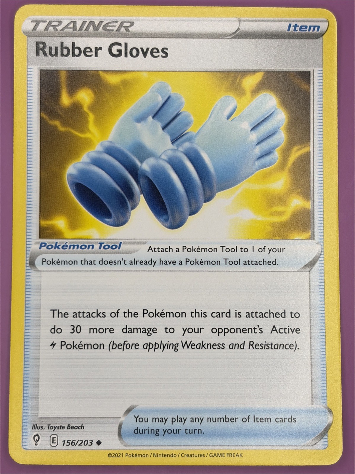 Rubber Gloves 156/203 Evolving Skies Regular Finish Pokemon Card