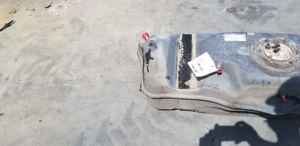 17 MERCEDES BENZ G63 AMG W463 5.5L GASOLINE FUEL TANK Foto 3 de 4