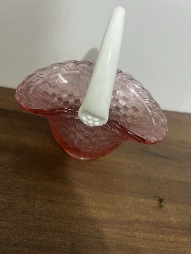 Vintage Decorative Pink Glass Basket - Picture 4 of 10