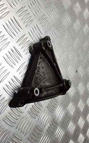 AUDI A6 Avant 4F5, C6 Klimakompressorhalterung 06E260835 3.20 Petrol 29985821