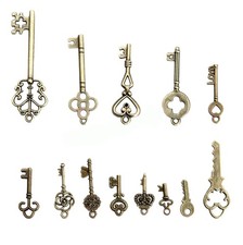 13PCS Old Vintage Antique Skeleton Key Lot Cabinet Barrel Lock Retro Jewelry Set