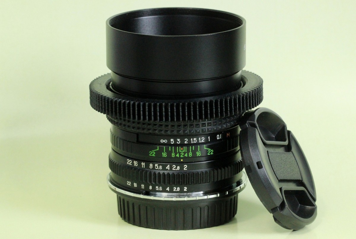 Mir 24 H - 35mm F2 - Nikon F AI mount (rare!) Analogue camera