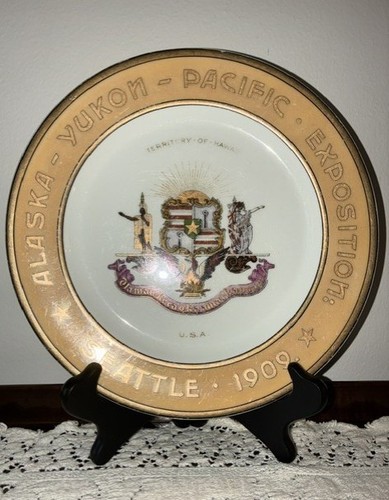 1909 Alaska-Yukon-Pacific Territory of Hawaii Plate Onandaga Pottery Syracuse